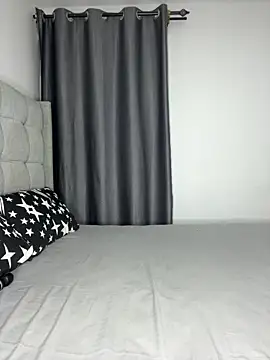 prettiepearl online show from 11-15-25, 11:21