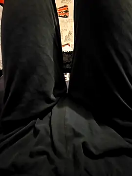 Azerty0911 online show from 11-24-25, 05:23