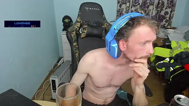 Snapshot of sexy264329 chatting on 02-11-25, 07:38 sexy264329 online show from 02-11-25, 07:38