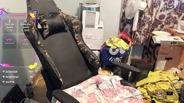 Snapshot of sexy264329 chatting on 01-12-26, 03:39 sexy264329 online show from 01-12-26, 03:39