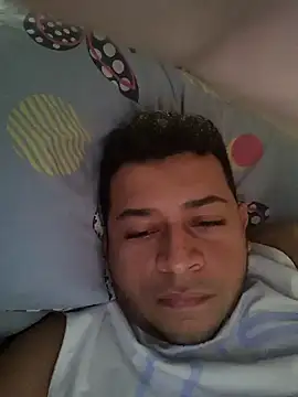 Snapshot of demoledor199 chatting on 12-15-24, 09:42 demoledor199 online show from 12-15-24, 09:42