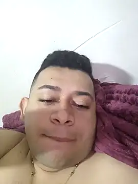 Snapshot of demoledor199 chatting on 01-15-25, 03:18 demoledor199 online show from 01-15-25, 03:18