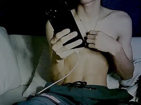 Snapshot of Key_198 chatting on 12-26-24, 04:43 Key 198 online show from 12-26-24, 04:43