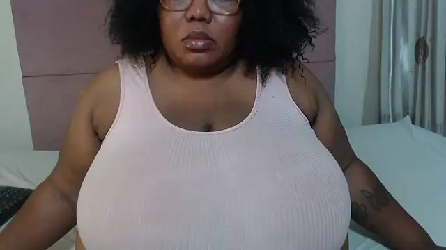 DAIRYBELLELIZxx online show from 12-18-24, 05:00