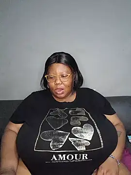 Snapshot of DAIRYBELLELIZxx chatting on 07-26-26, 03:25 DAIRYBELLELIZxx online show from 07-26-26, 03:25