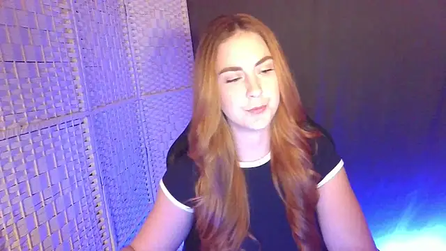 Snapshot of KayleyxEmily chatting on 02-19-26, 09:00 KayleyxEmily online show from 02-19-26, 09:00