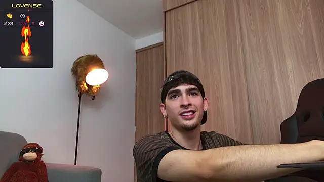 Snapshot of zenn_rush1 chatting on 01-04-25, 12:38 zenn rush1 online show from 01-04-25, 12:38