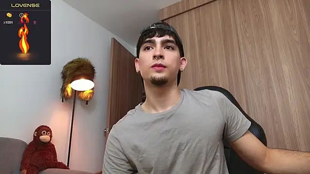 Snapshot of zenn_rush1 chatting on 01-13-25, 12:35 zenn rush1 online show from 01-13-25, 12:35