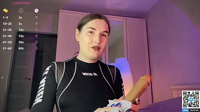 Maria Bowie online show from 03-25-26, 07:58