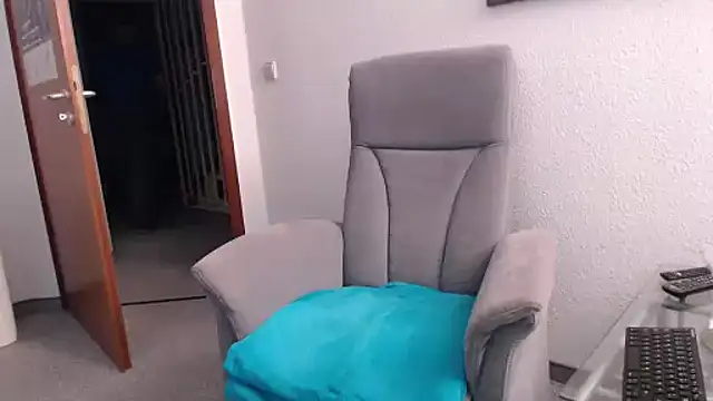 ak616263 online show from 11-12-25, 04:29