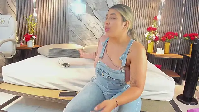 julietha taylor online show from 02-25-26, 02:32