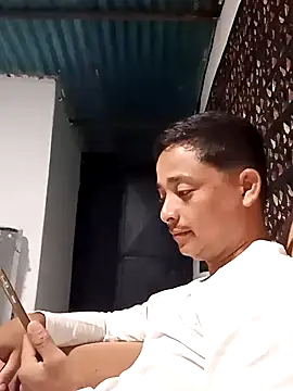 isacalejandroo online show from 02-25-25, 04:57