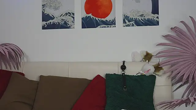 tiffannyjons online show from 12-10-24, 06:17