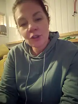 Snapshot of 420Curvybabe chatting on 01-16-25, 04:50 420Curvybabe online show from 01-16-25, 04:50