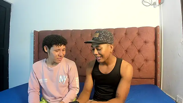 Snapshot of boys_yourparty chatting on 12-01-25, 01:16 boys yourparty online show from 12-01-25, 01:16