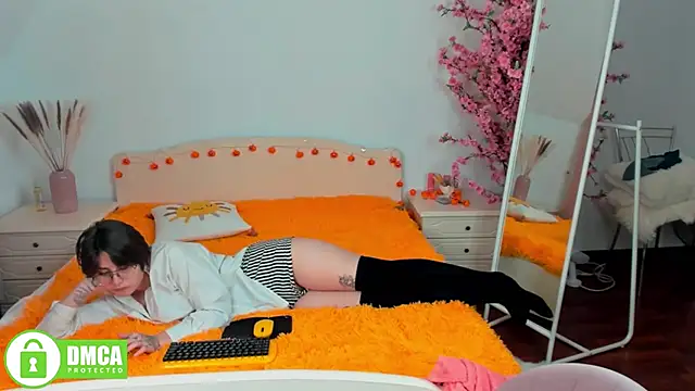 Funny bunnyy online show from 12-03-24, 03:20