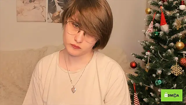 Funny bunnyy online show from 12-26-24, 04:58