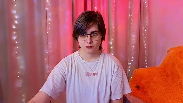 Funny bunnyy online show from 01-22-25, 04:02