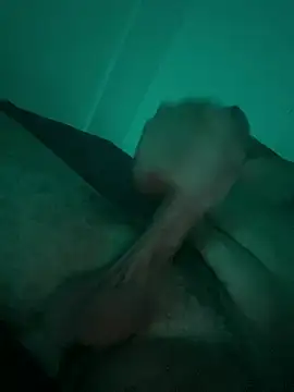 Snapshot of hotbby77 chatting on 03-19-25, 04:14 hotbby77 online show from 03-19-25, 04:14