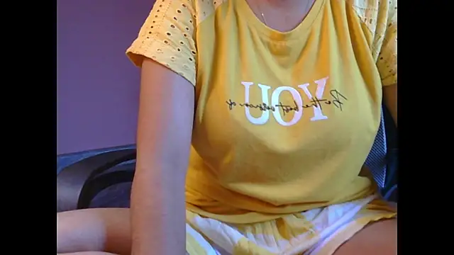 Snapshot of AngelLiza69 chatting on 03-03-25, 06:15 AngelLiza69 online show from 03-03-25, 06:15