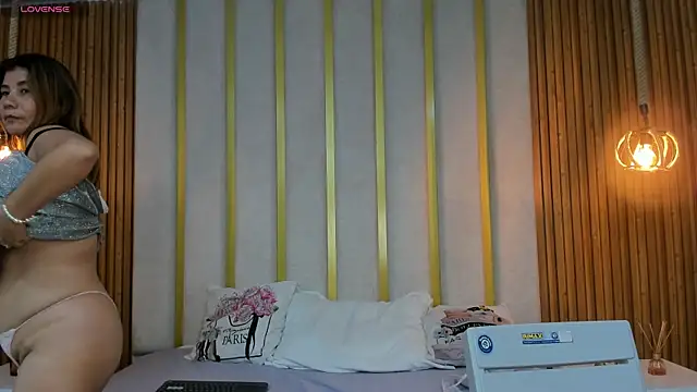 love mommy online show from 03-09-25, 08:51