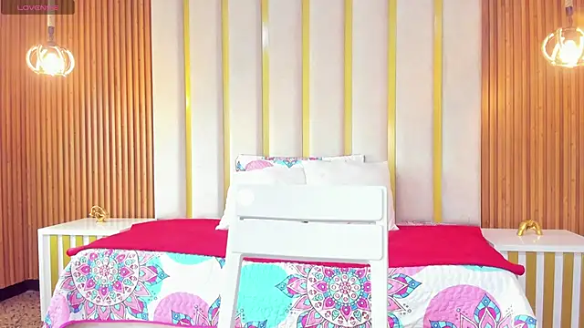 love mommy online show from 09-23-25, 06:44