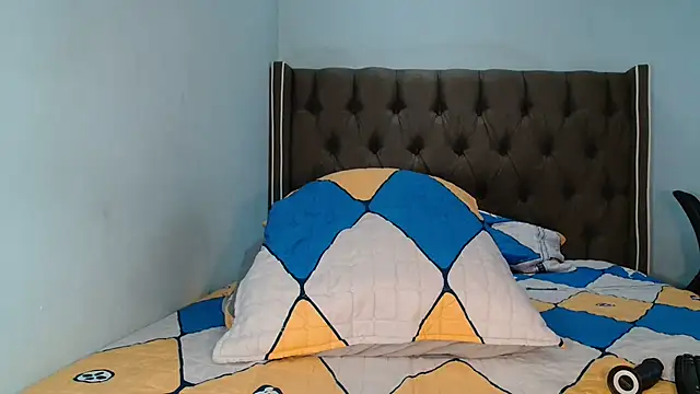 CHOCKYCHOCX2 online show from 02-11-26, 05:01