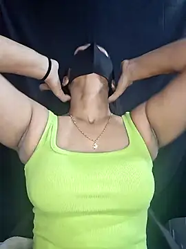Snapshot of Garima_G chatting on 01-14-25, 12:35 Garima G online show from 01-14-25, 12:35
