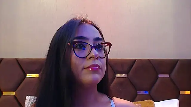 Snapshot of DevonPiers chatting on 02-06-25, 03:20 DevonPiers online show from 02-06-25, 03:20