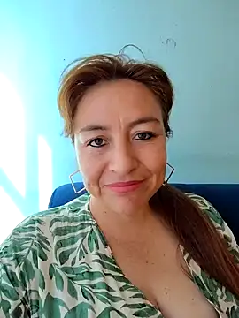 Snapshot of sussy_185 chatting on 01-13-25, 07:53 sussy 185 online show from 01-13-25, 07:53