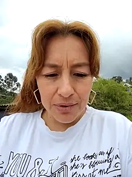 Snapshot of sussy_185 chatting on 03-21-25, 06:07 sussy 185 online show from 03-21-25, 06:07