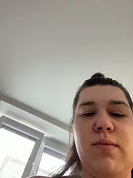 SuzieMurray online show from 04-22-26, 08:17