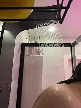 SuzieMurray online show from 04-23-26, 08:13