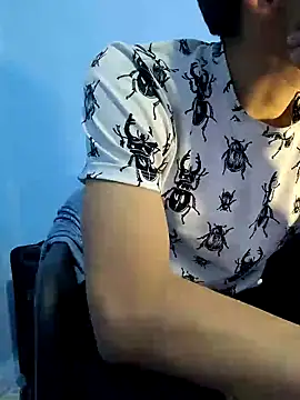 Snapshot of charlesss19 chatting on 02-27-25, 12:54 charlesss19 online show from 02-27-25, 12:54