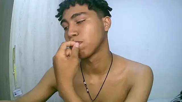 sexy diamante  online show from 11-05-25, 12:10