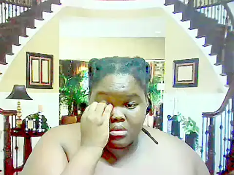 Snapshot of EbonyHotBuns chatting on 02-21-25, 09:32 EbonyHotBuns online show from 02-21-25, 09:32
