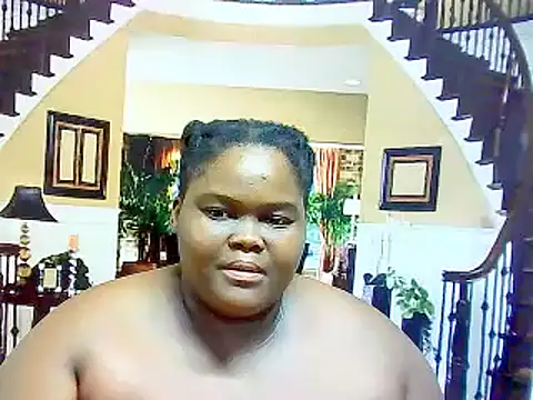 Snapshot of EbonyHotBuns chatting on 02-23-25, 10:39 EbonyHotBuns online show from 02-23-25, 10:39