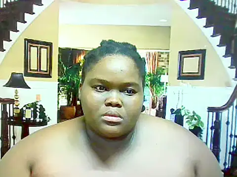 Snapshot of EbonyHotBuns chatting on 03-05-25, 05:40 EbonyHotBuns online show from 03-05-25, 05:40