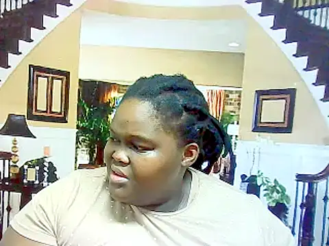 Snapshot of EbonyHotBuns chatting on 03-07-25, 05:40 EbonyHotBuns online show from 03-07-25, 05:40
