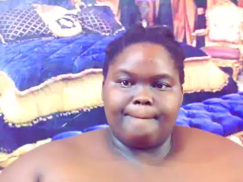 Snapshot of EbonyHotBuns chatting on 03-11-25, 12:28 EbonyHotBuns online show from 03-11-25, 12:28