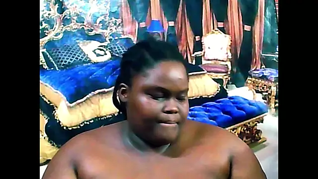 Snapshot of EbonyHotBuns chatting on 03-13-25, 05:22 EbonyHotBuns online show from 03-13-25, 05:22