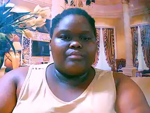 Snapshot of EbonyHotBuns chatting on 09-19-25, 10:38 EbonyHotBuns online show from 09-19-25, 10:38