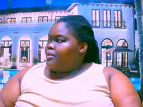 Snapshot of EbonyHotBuns chatting on 10-13-25, 06:41 EbonyHotBuns online show from 10-13-25, 06:41