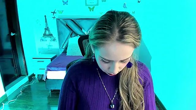 Dana martinezz online show from 12-06-24, 05:22