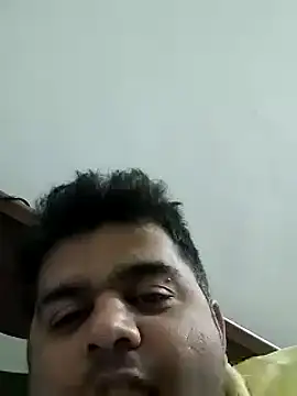 Snapshot of Happyman300 chatting on 12-05-24, 07:49 Happyman300 online show from 12-05-24, 07:49