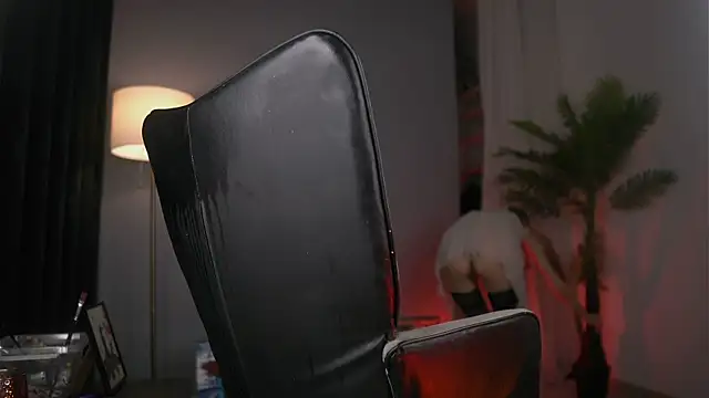 SerenaGrantt online show from 03-22-26, 06:28