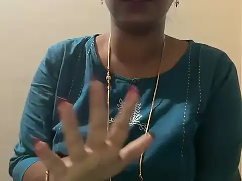 Snapshot of Sexy_Sonu_Bebu chatting on 07-23-26, 02:20 Sexy Sonu Bebu online show from 07-23-26, 02:20