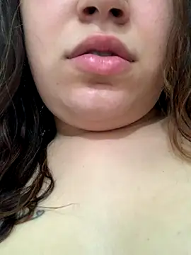 Snapshot of lalinha_sapeka chatting on 09-21-25, 05:03 lalinha sapeka online show from 09-21-25, 05:03