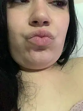 Snapshot of lalinha_sapeka chatting on 04-21-26, 02:01 lalinha sapeka online show from 04-21-26, 02:01