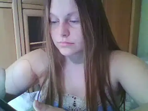 Snapshot of Evasapples chatting on 02-09-25, 12:49 Evasapples online show from 02-09-25, 12:49